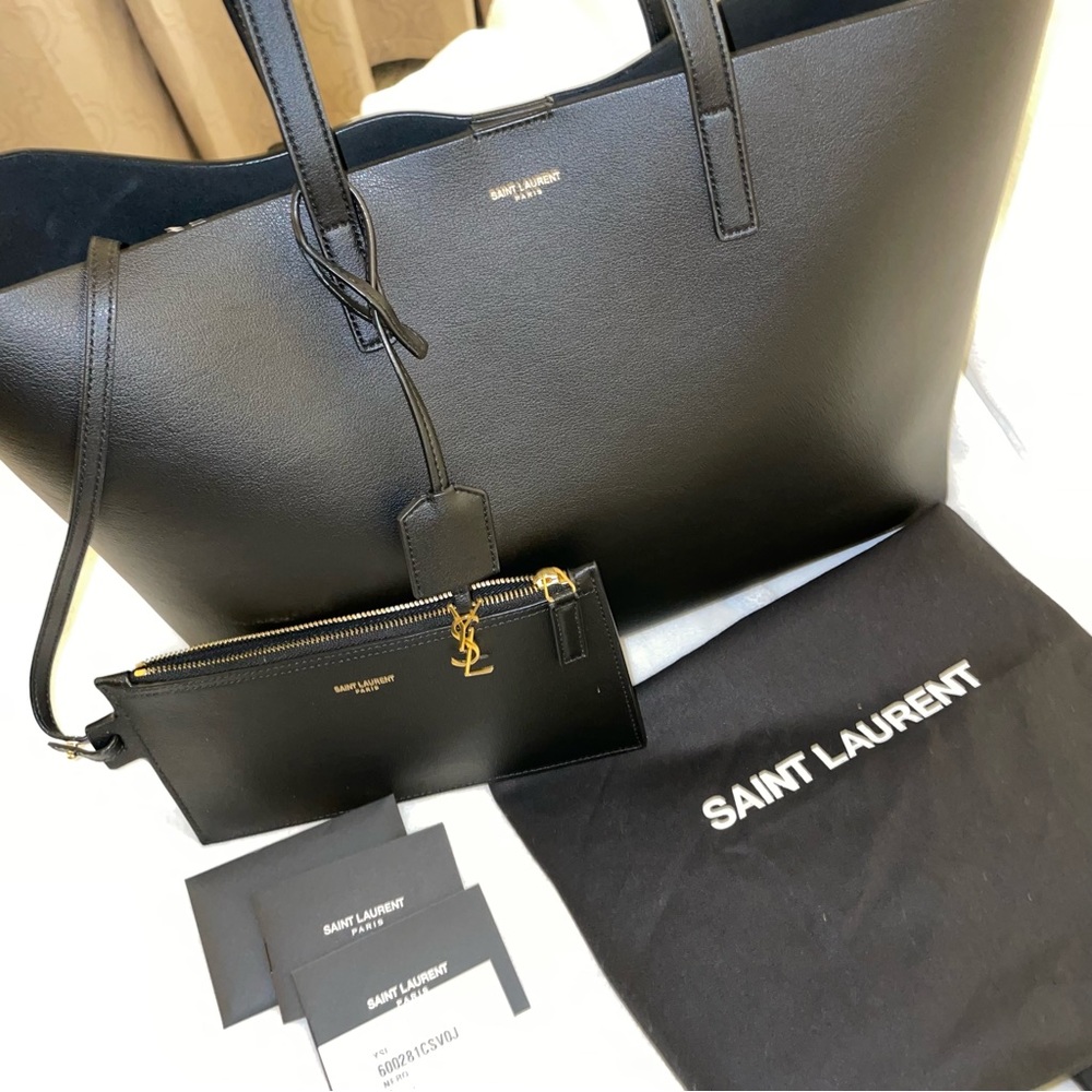 Saint Laurent East West Tote Shopping Bag in Black